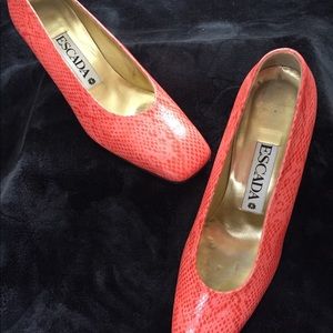 Escada chunky heel pump